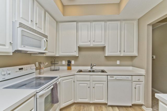 2055 Running Creek Place, Grove City, OH 43123