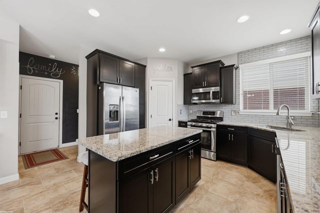 55300 Azinger Drive, Macomb, MI 48042