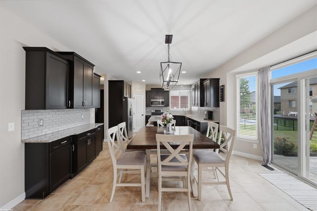 55300 Azinger Drive, Macomb, MI 48042