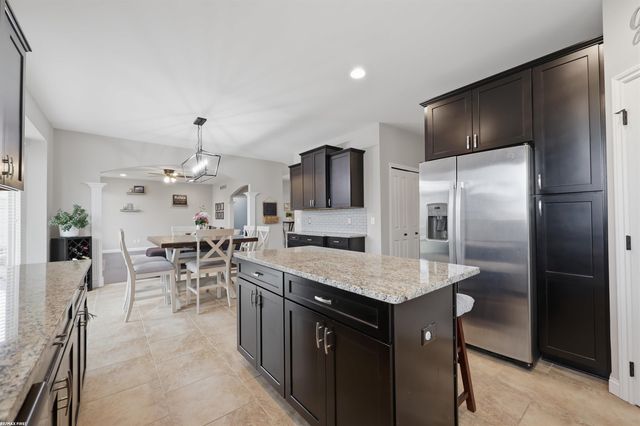 55300 Azinger Drive, Macomb, MI 48042
