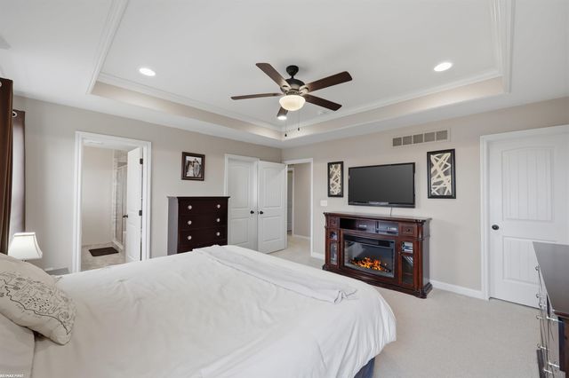55300 Azinger Drive, Macomb, MI 48042