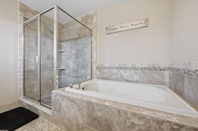 55300 Azinger Drive, Macomb, MI 48042