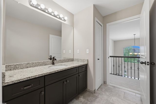 55300 Azinger Drive, Macomb, MI 48042