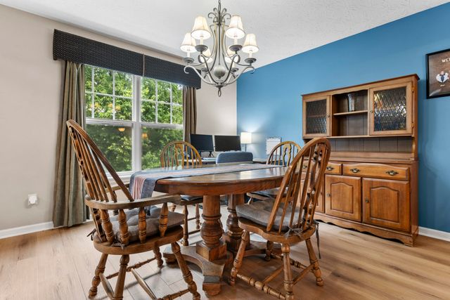 141 Meadow View Way, Georgetown, KY 40324