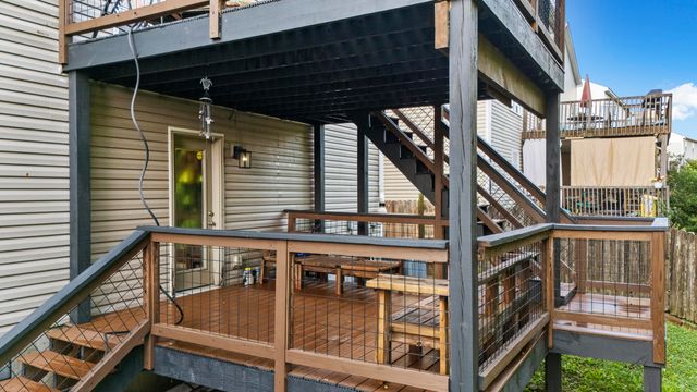 141 Meadow View Way, Georgetown, KY 40324