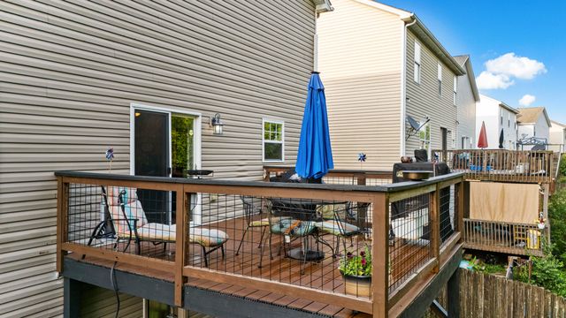 141 Meadow View Way, Georgetown, KY 40324