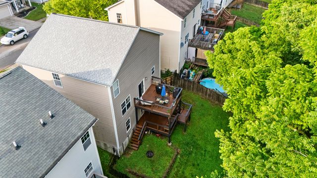 141 Meadow View Way, Georgetown, KY 40324