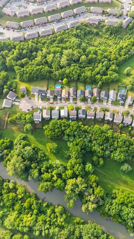 141 Meadow View Way, Georgetown, KY 40324