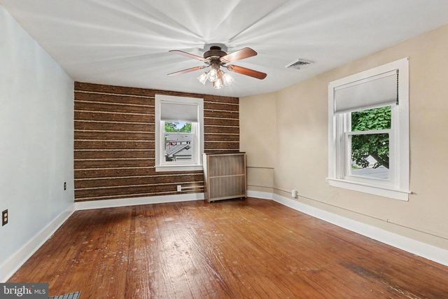 34 S MANHEIM ST, Annville, PA 17003