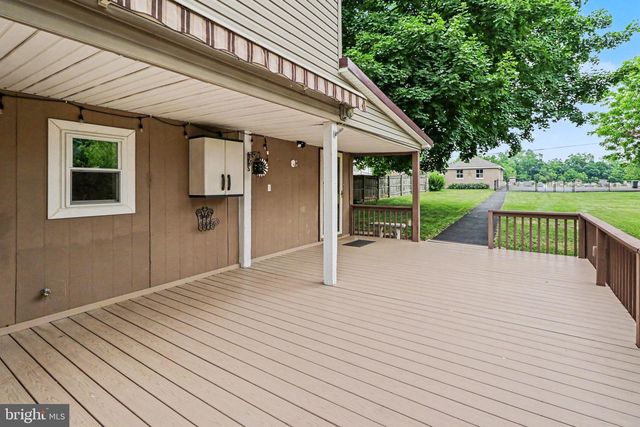 34 S MANHEIM ST, Annville, PA 17003