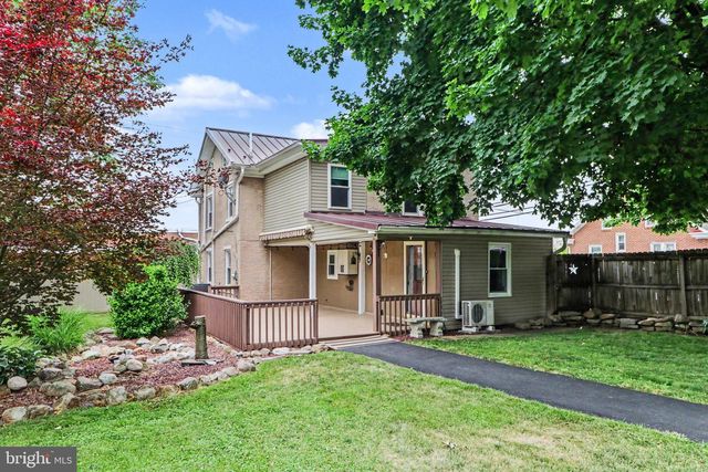 34 S MANHEIM ST, Annville, PA 17003