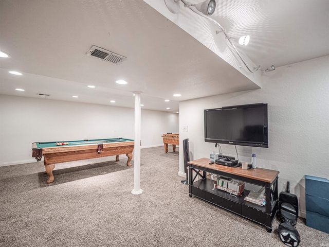 532 E Meade Drive, Evansville, IN 47715