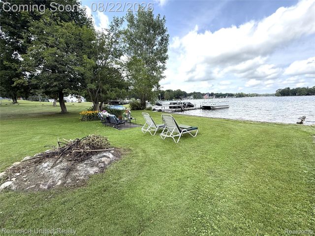 12035 Read Road, Hartland Township, MI 48430
