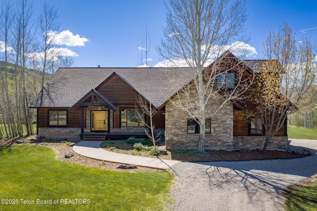 10128 W 2000, Victor, ID 83455