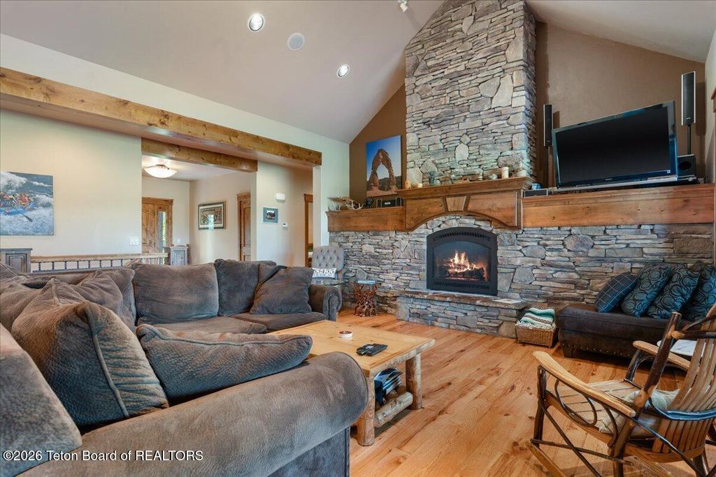 10128 W 2000, Victor, ID 83455