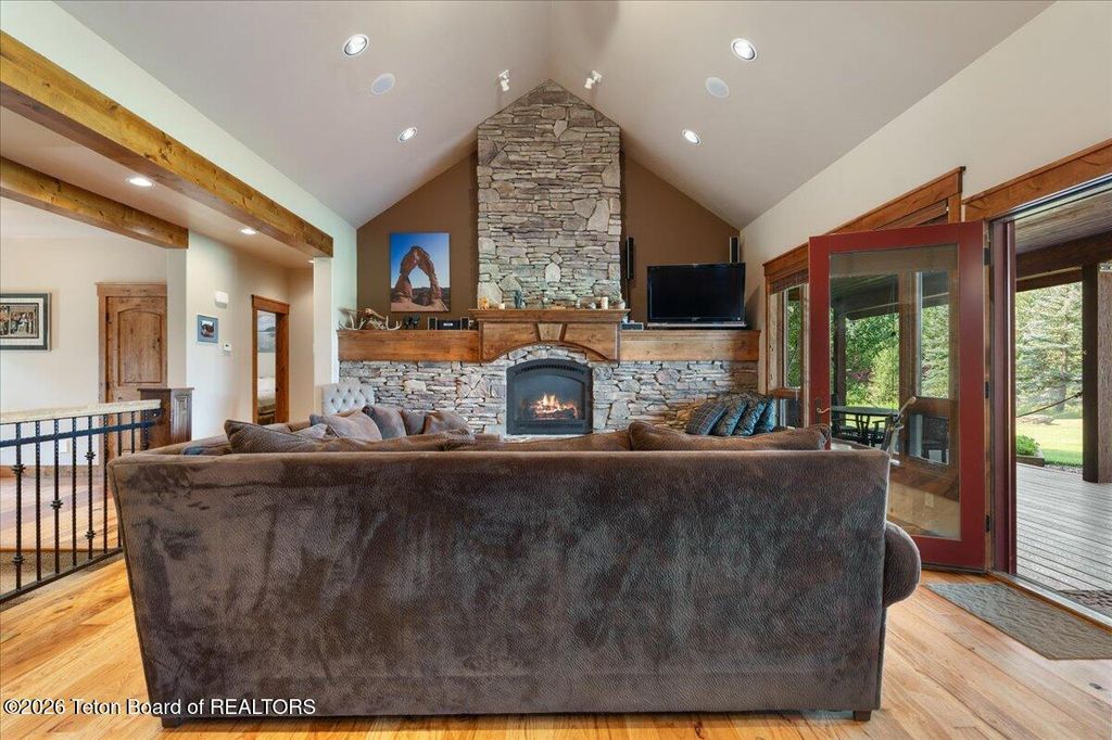 10128 W 2000, Victor, ID 83455 photo 2