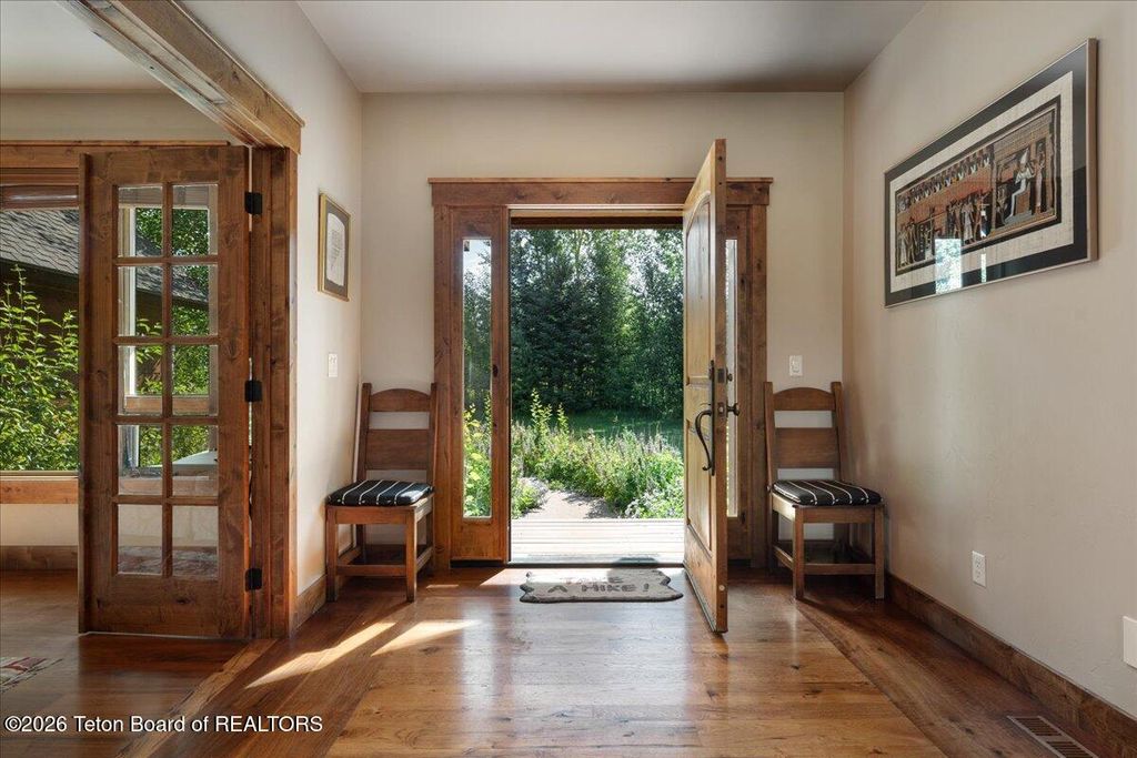 10128 W 2000, Victor, ID 83455 photo 4