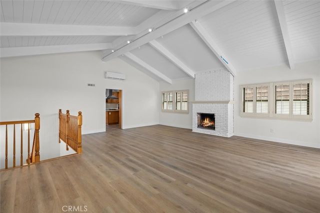 925 Manhattan Avenue, Hermosa Beach, CA 90254
