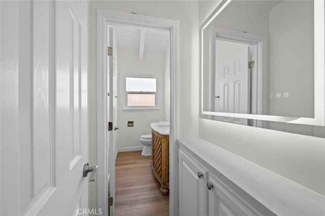 925 Manhattan Avenue, Hermosa Beach, CA 90254