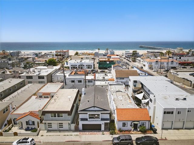 925 Manhattan Avenue, Hermosa Beach, CA 90254