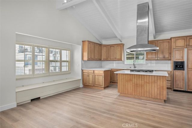925 Manhattan Avenue, Hermosa Beach, CA 90254