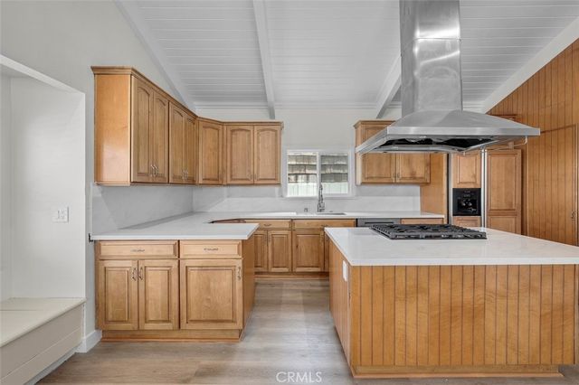 925 Manhattan Avenue, Hermosa Beach, CA 90254