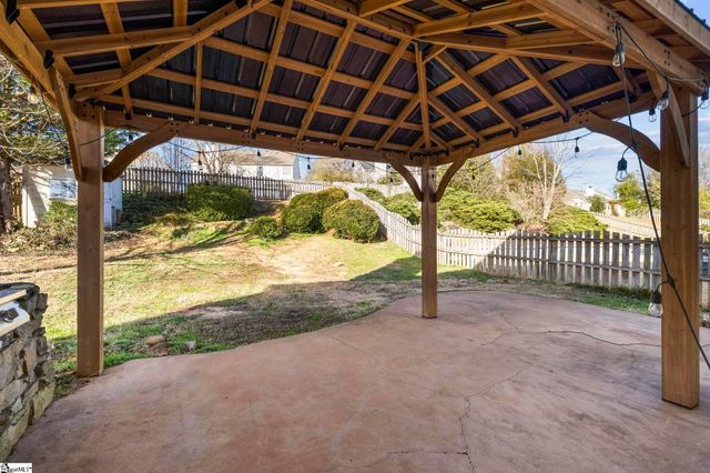 22 Stonewater Drive, Simpsonville, SC 29680