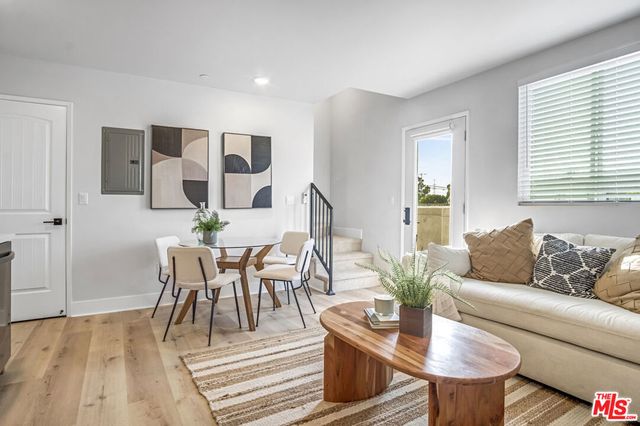 10035 S Western Avenue 7, Los Angeles, CA 90047