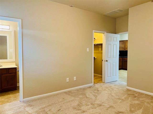 1721 Claremont Garden Circle, Houston, TX 77047
