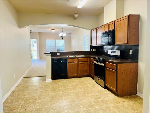 1721 Claremont Garden Circle, Houston, TX 77047