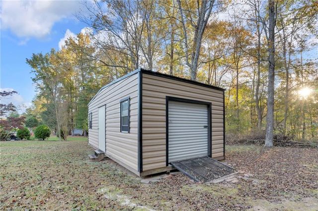 1526 Hampton Court, Asheboro, NC 27205