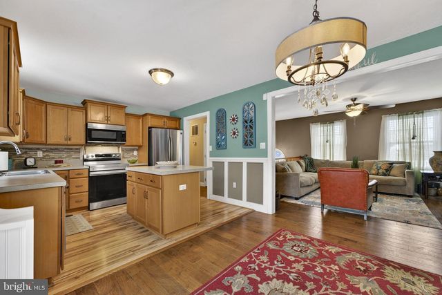 111 HOSTA, Martinsburg, WV 25401