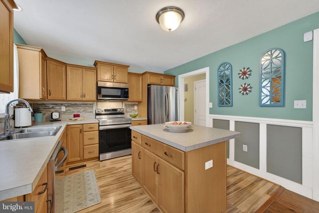 111 HOSTA, Martinsburg, WV 25401