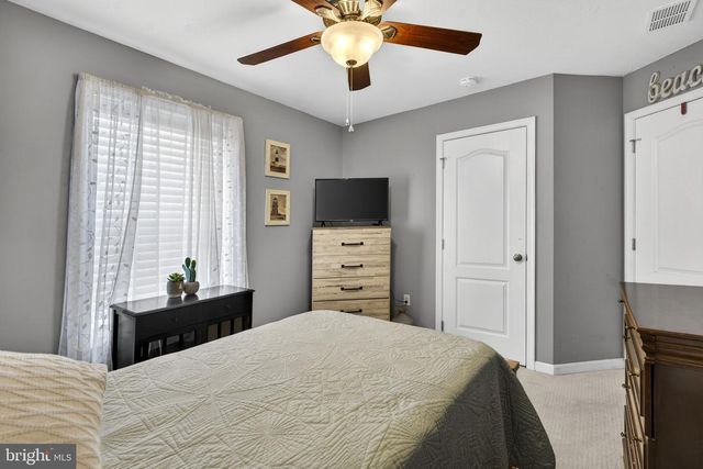 111 HOSTA, Martinsburg, WV 25401