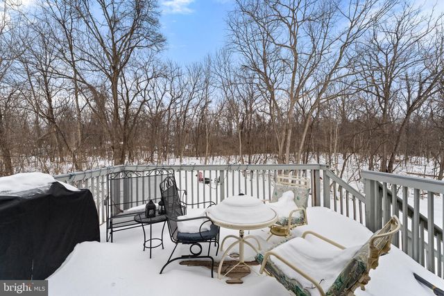 111 HOSTA, Martinsburg, WV 25401