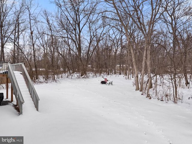 111 HOSTA, Martinsburg, WV 25401