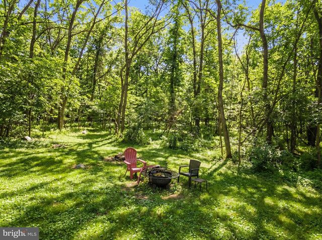 111 HOSTA, Martinsburg, WV 25401