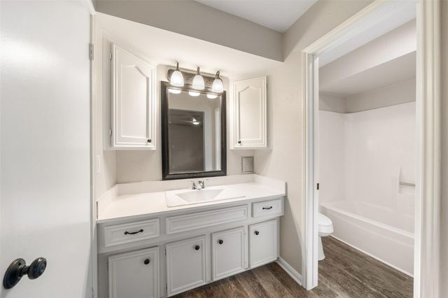 2415 Shadbury Court, Houston, TX 77339