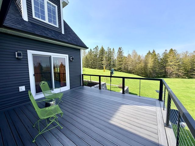 700 Whittier Road, Derby, VT 05830