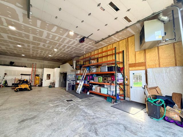 700 Whittier Road, Derby, VT 05830
