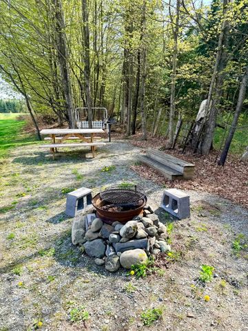 700 Whittier Road, Derby, VT 05830