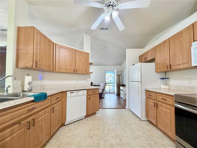 6166 E IVY LANE, Inverness, FL 34452