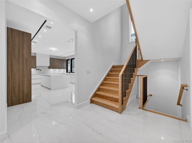 13 Elener Lane 202, Spring Valley, NY 10977