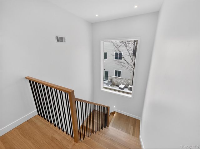 13 Elener Lane 202, Spring Valley, NY 10977