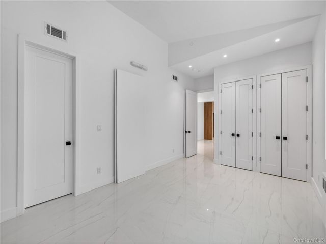 13 Elener Lane 202, Spring Valley, NY 10977