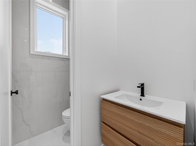 13 Elener Lane 202, Spring Valley, NY 10977