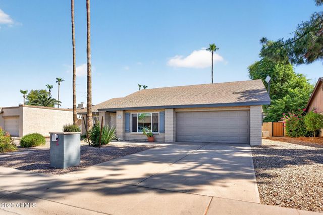 1316 E WOODMAN Drive, Tempe, AZ 85283