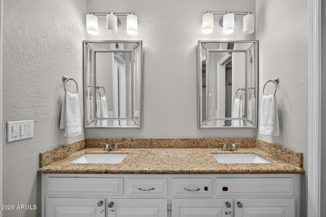 1316 E WOODMAN Drive, Tempe, AZ 85283