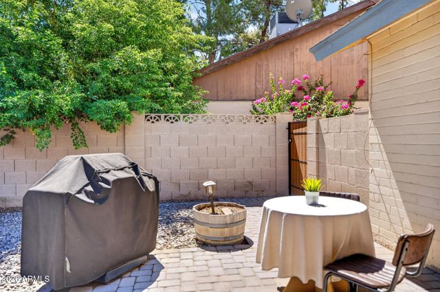 1316 E WOODMAN Drive, Tempe, AZ 85283