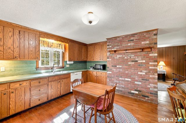 586 Laning Street, Southington, CT 06489